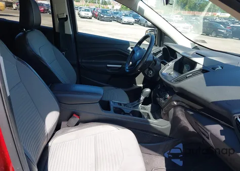 2018 Ford Escape Se z USA, uszkodzony, nr VIN 1FMCU9GD4JUC16552